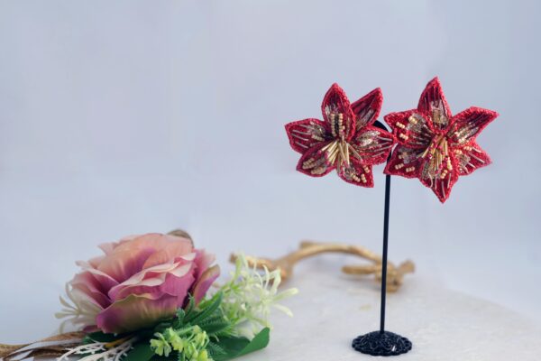 Carolina Red Flower - Image 4