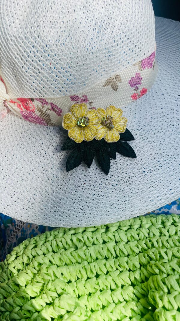 Blooming Daisy - Image 2